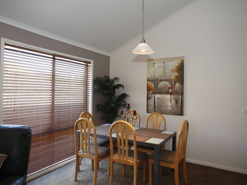 20 Gull Way, Narre Warren South VIC 3805