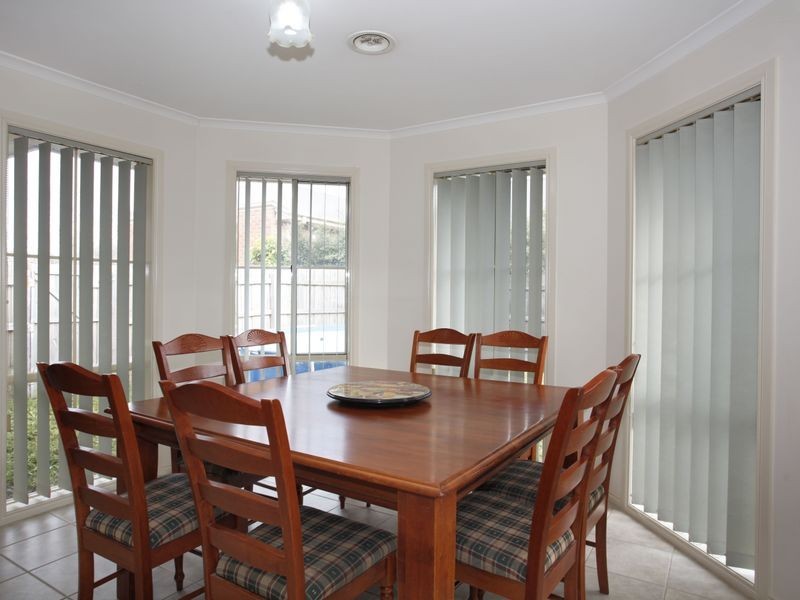 6 Parkwood Avenue, Narre Warren South VIC 3805