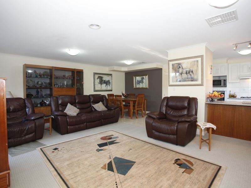 44/5-17 William Road, Berwick VIC 3806