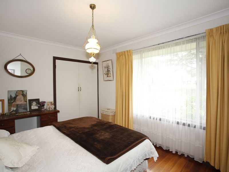 22 Lyall Road, Berwick VIC 3806