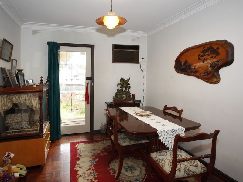 22 Lyall Road, Berwick VIC 3806