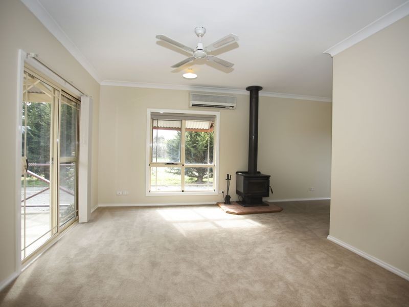 3 Thomas Street, Beaconsfield VIC 3807