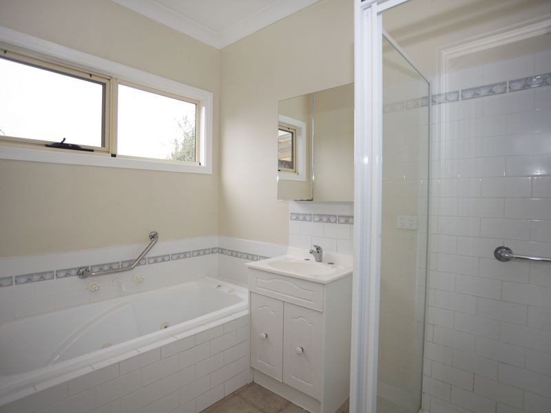 3 Thomas Street, Beaconsfield VIC 3807