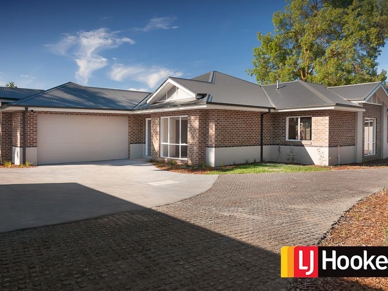 1/8 Allan Street, Berwick VIC 3806