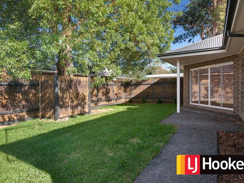 1/8 Allan Street, Berwick VIC 3806