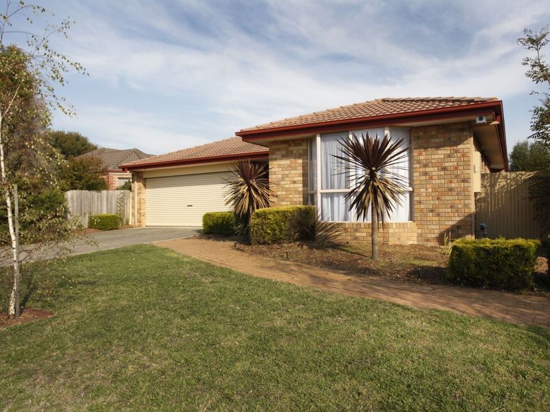 28 Chirnside Road, Berwick VIC 3806