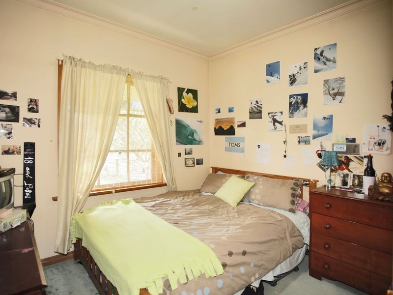 21 Station Street, Officer VIC 3809