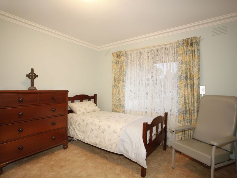 13 Oaktree Drive, Pakenham VIC 3810