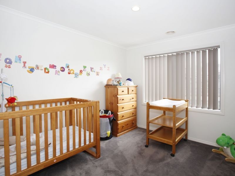 61 Fieldstone Boulevard, Beaconsfield VIC 3807