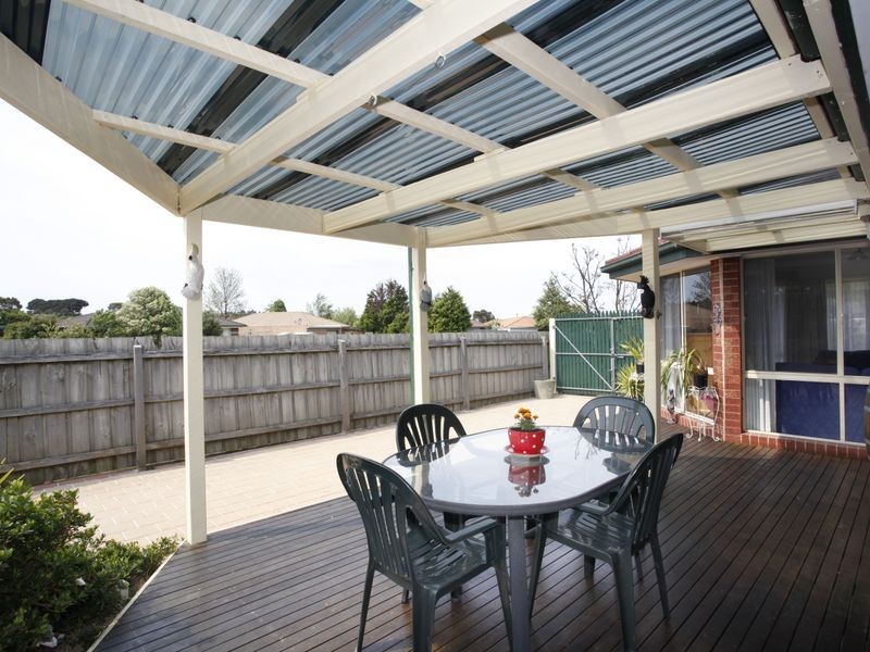 20 Sharpe Court, Berwick VIC 3806