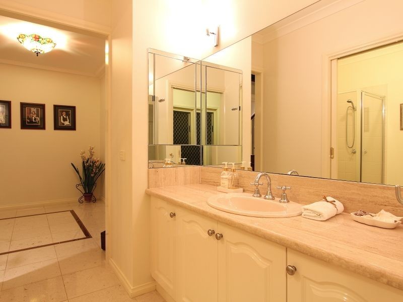 3 Yaldara Drive, Berwick VIC 3806