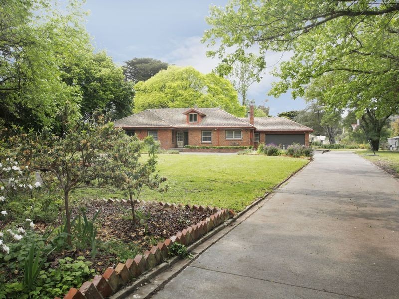 220 Beaconsfield Emerald Road, Beaconsfield VIC 3807