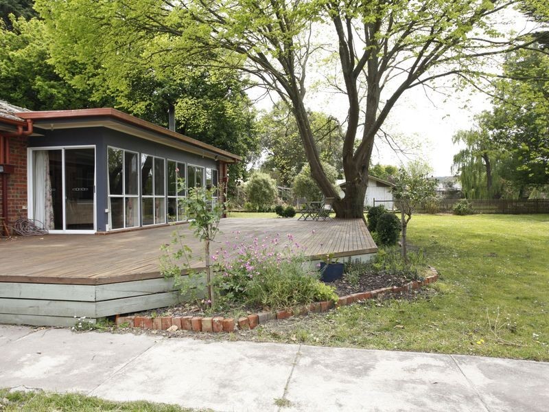 220 Beaconsfield Emerald Road, Beaconsfield VIC 3807