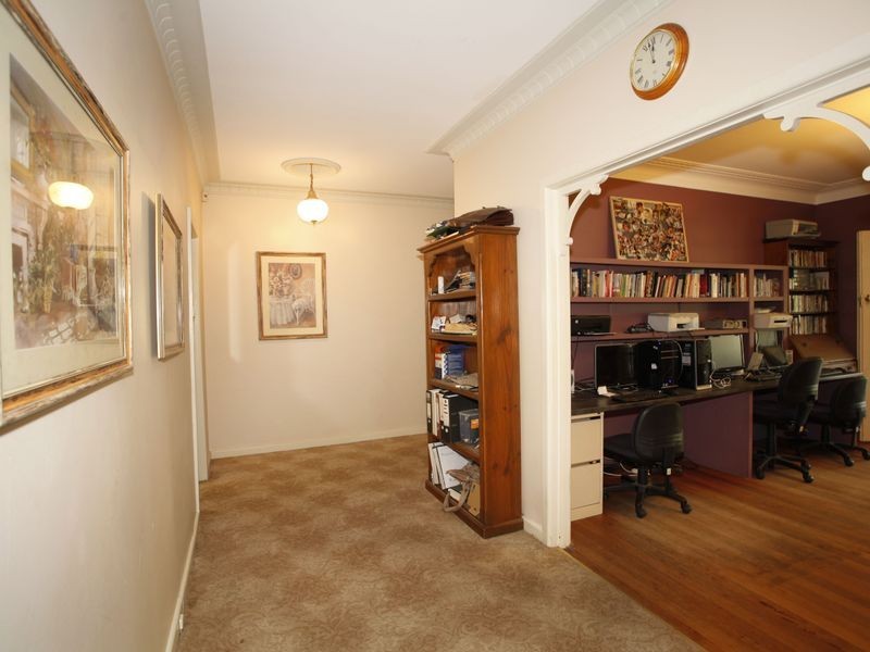 220 Beaconsfield Emerald Road, Beaconsfield VIC 3807