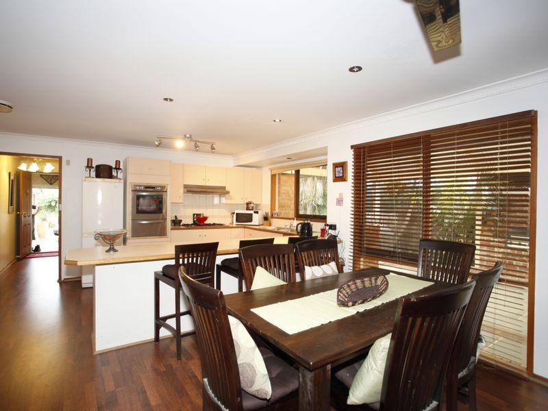 14 Willslie Crescent, Berwick VIC 3806