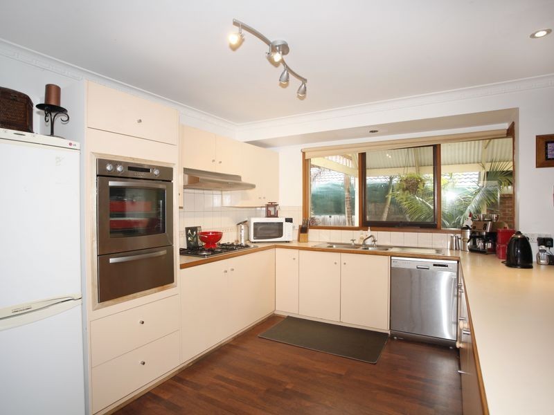 14 Willslie Crescent, Berwick VIC 3806