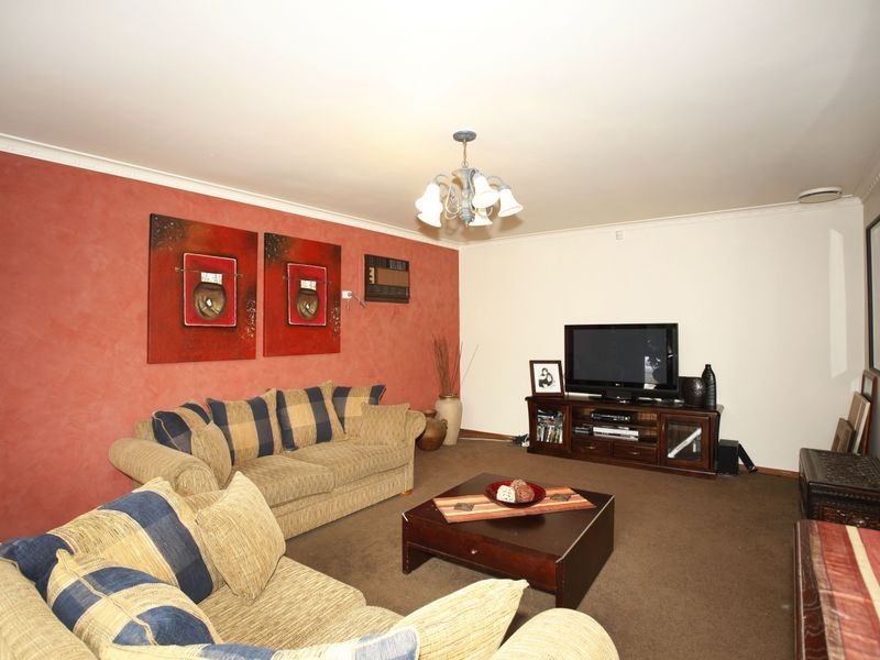 14 Willslie Crescent, Berwick VIC 3806