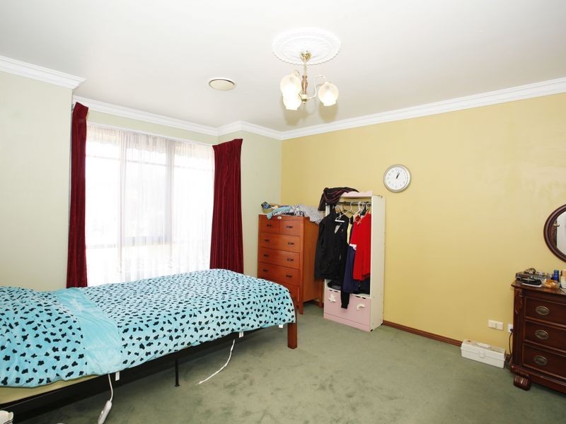 36 County Drive, Berwick VIC 3806