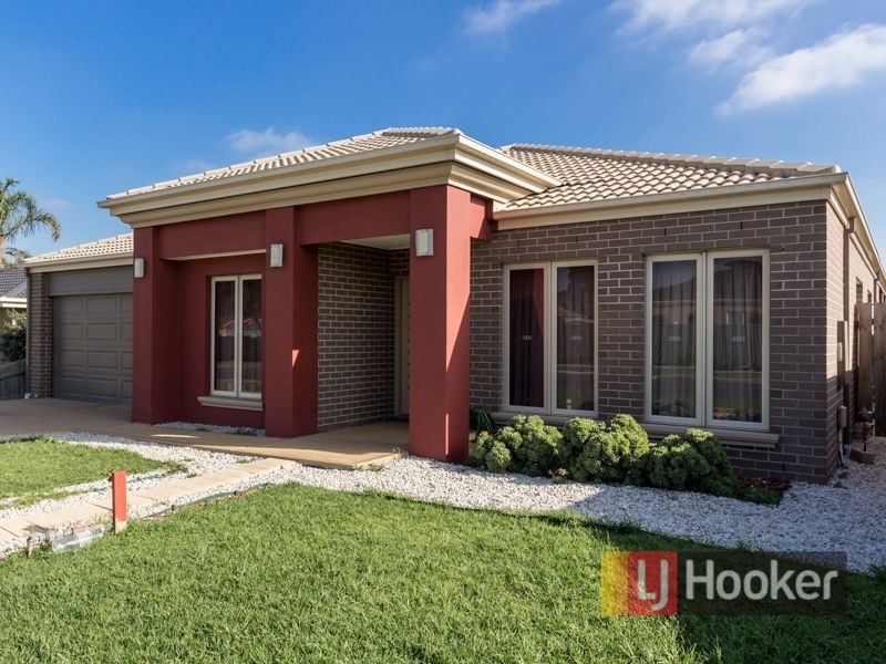 7 Bunbury Avenue, Narre Warren VIC 3805