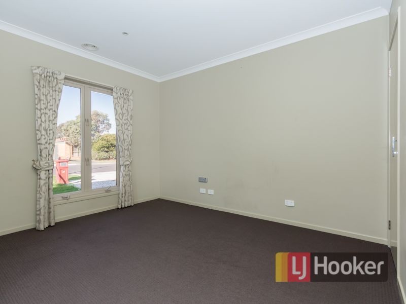 7 Bunbury Avenue, Narre Warren VIC 3805