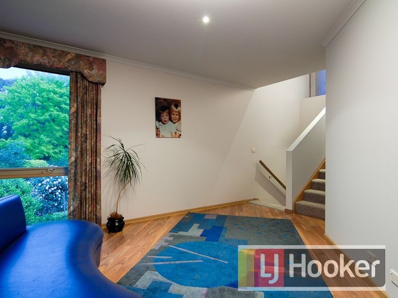 17-18 Lansell Close, Narre Warren South VIC 3805