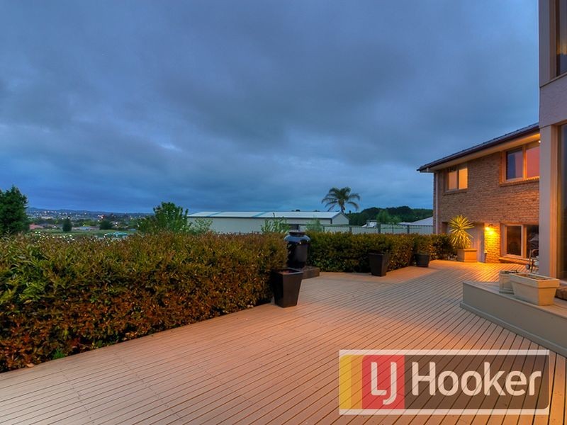 17-18 Lansell Close, Narre Warren South VIC 3805