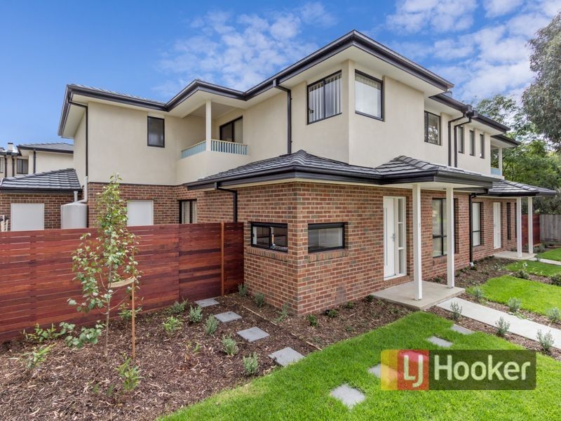 2-4 Edinburgh Drive, Beaconsfield VIC 3807