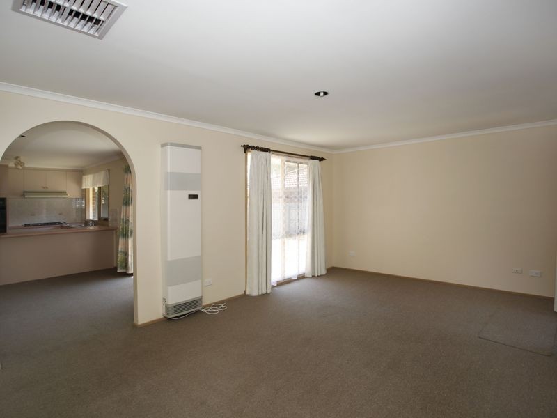 44 Willslie Crescent, Berwick VIC 3806