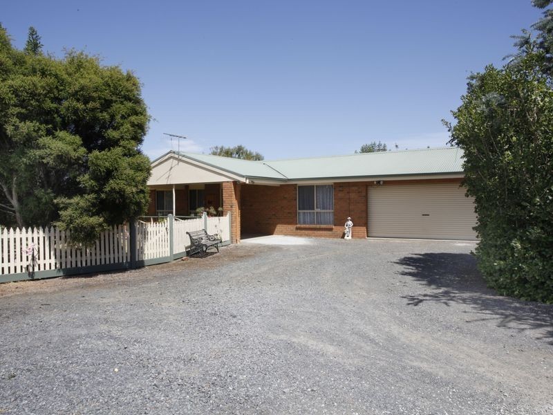 1 Thomas Street, Beaconsfield VIC 3807