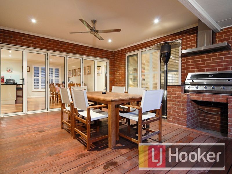 14 Longfield Way, Narre Warren South VIC 3805