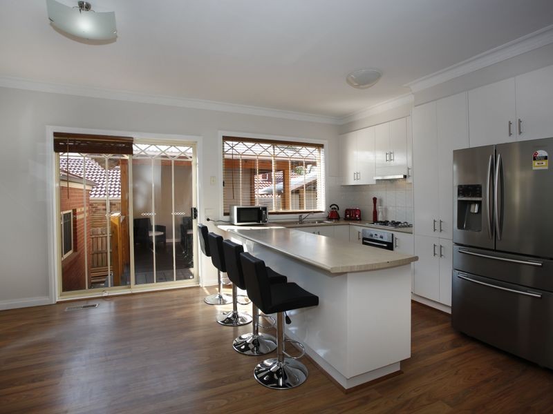 18 Albrecht Avenue, Berwick VIC 3806