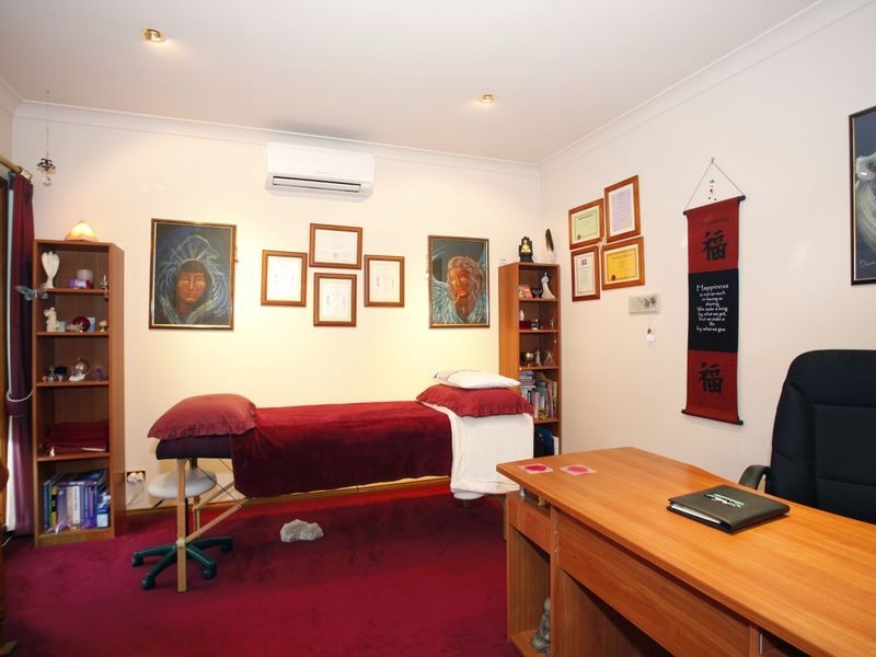 8 Lakeview Terrace, Beaconsfield VIC 3807