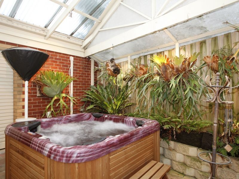 8 Lakeview Terrace, Beaconsfield VIC 3807