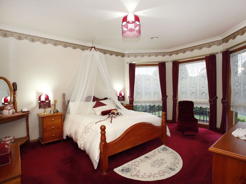 8 Lakeview Terrace, Beaconsfield VIC 3807