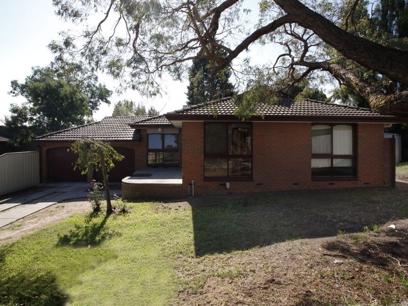 4 Chester Court, Endeavour Hills VIC 3802