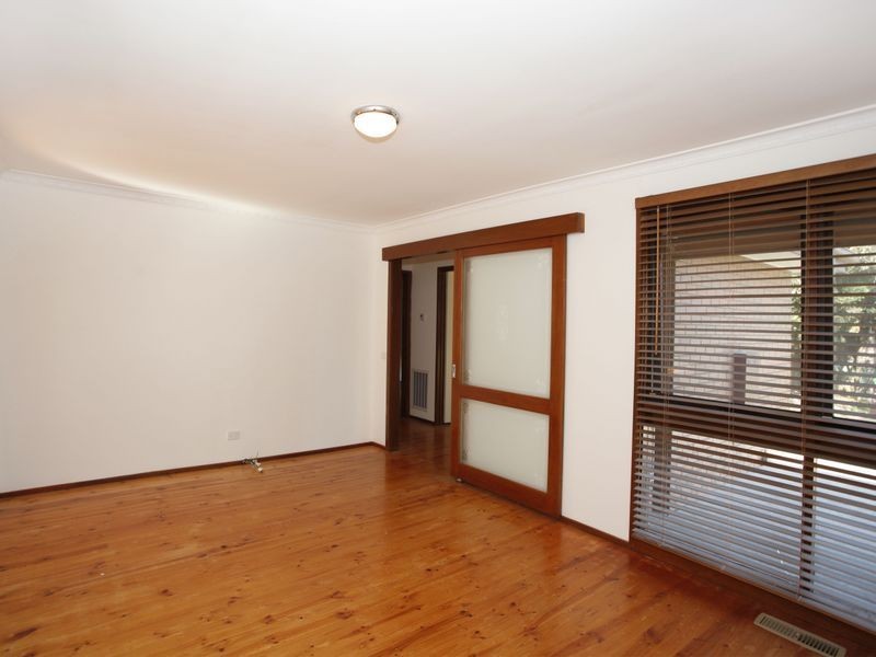 4 Chester Court, Endeavour Hills VIC 3802