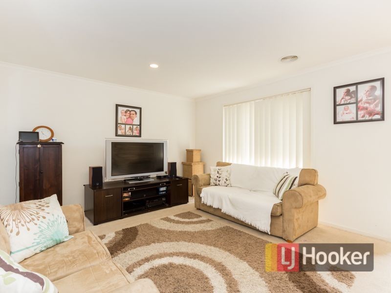 25 Nereena Rise, Cranbourne VIC 3977