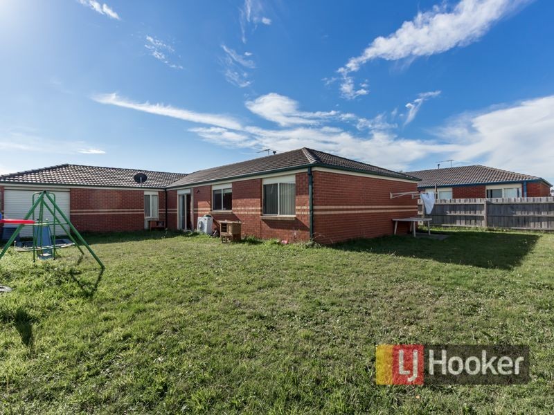 25 Nereena Rise, Cranbourne VIC 3977