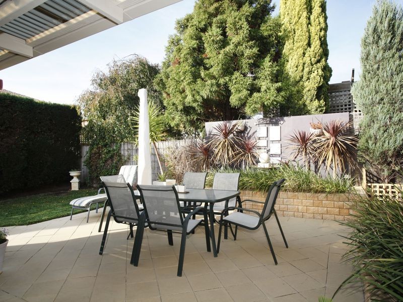 15 Samaher Court, Endeavour Hills VIC 3802