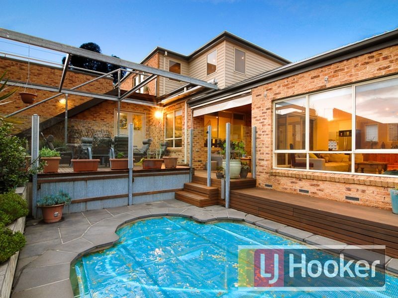 7 Fantail Way, Berwick VIC 3806