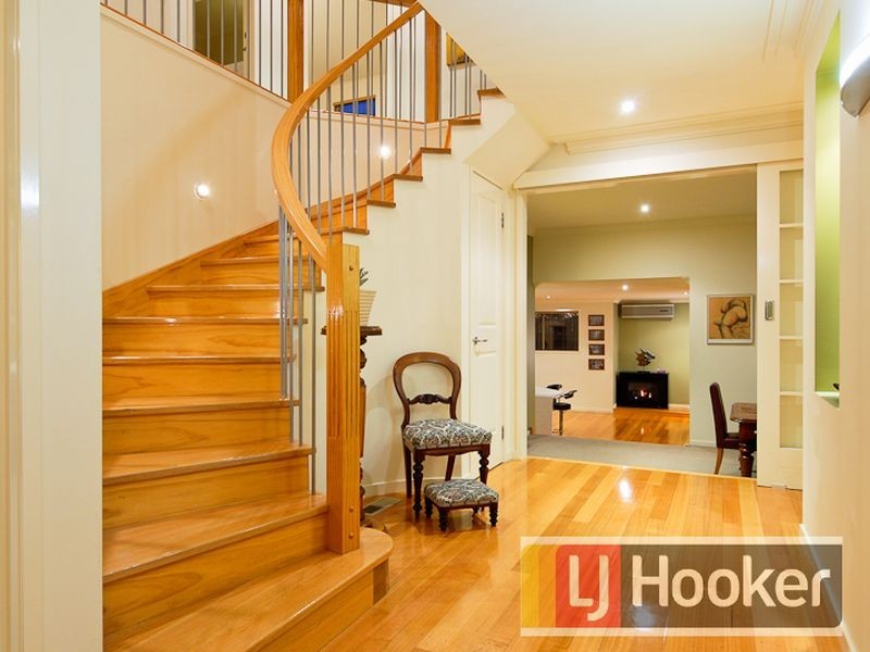 7 Fantail Way, Berwick VIC 3806