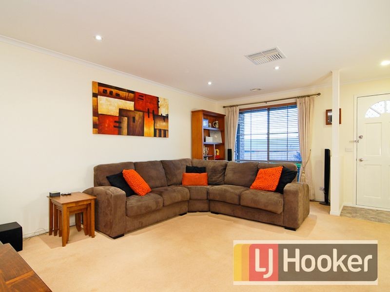 10 Sue Place, Berwick VIC 3806