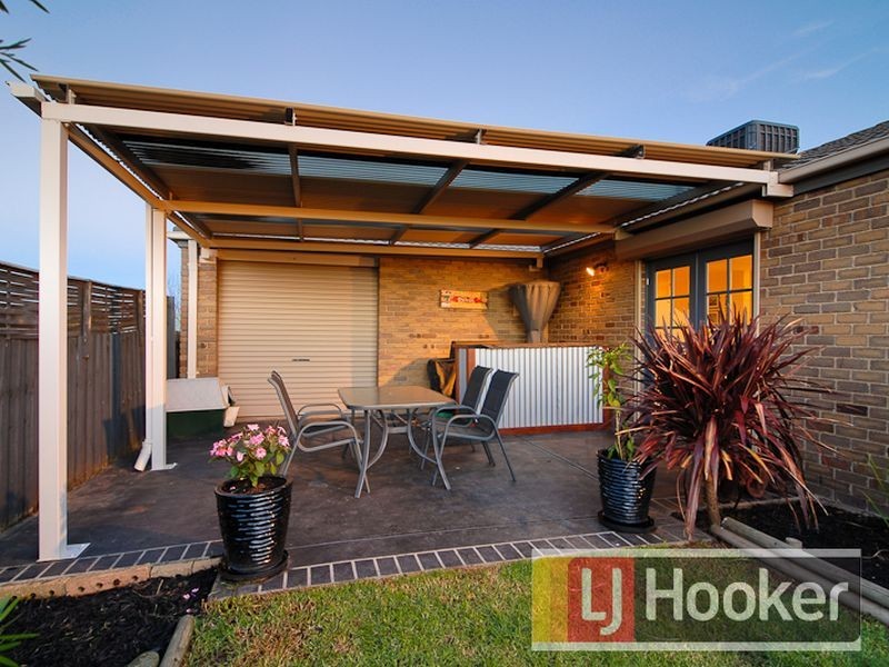 10 Sue Place, Berwick VIC 3806
