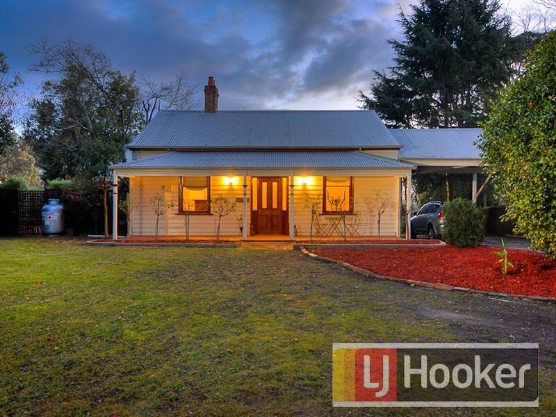 7 St Georges Road, Beaconsfield Upper VIC 3808