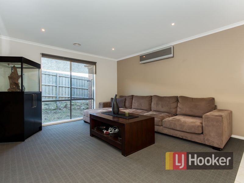 11 Filmer Crescent, Narre Warren South VIC 3805