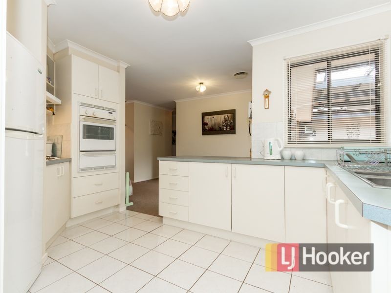 44 Beckington Crescent, Hampton Park VIC 3976