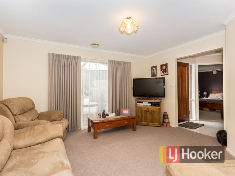 44 Beckington Crescent, Hampton Park VIC 3976