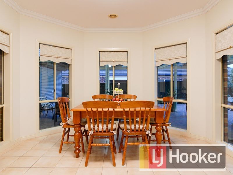 52 Wood Road, Narre Warren South VIC 3805