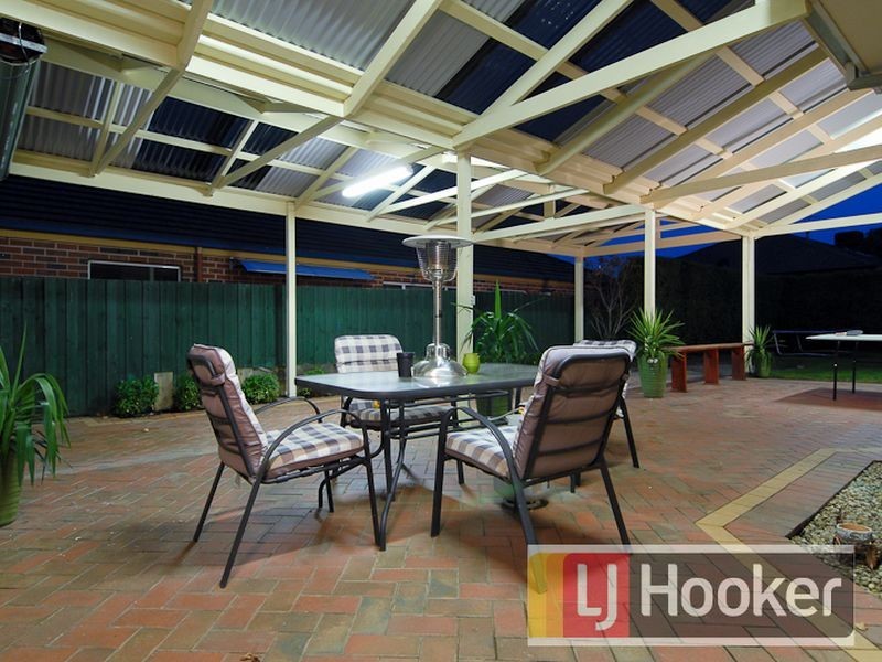 52 Wood Road, Narre Warren South VIC 3805