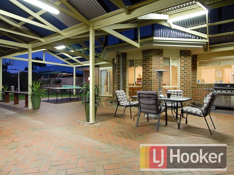 52 Wood Road, Narre Warren South VIC 3805